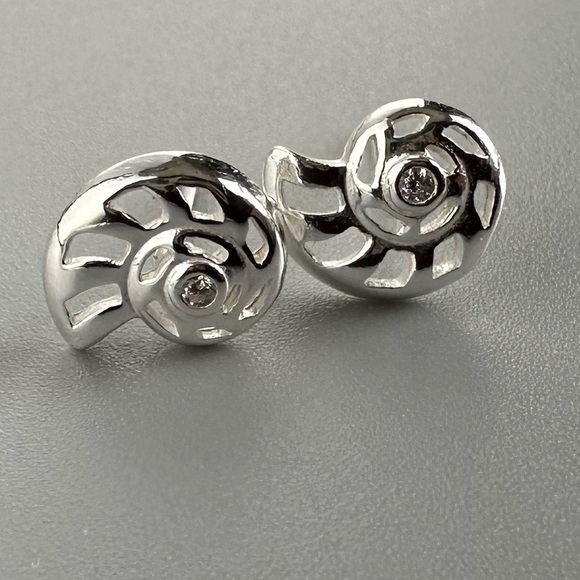 Sterling Silver CZ Sea Shell Earring - Picture 4 of 12